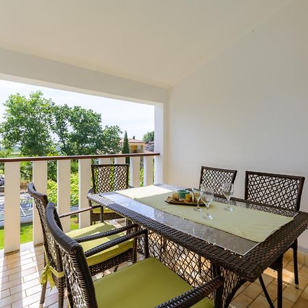 פורץ Apartments Tena מראה חיצוני תמונה