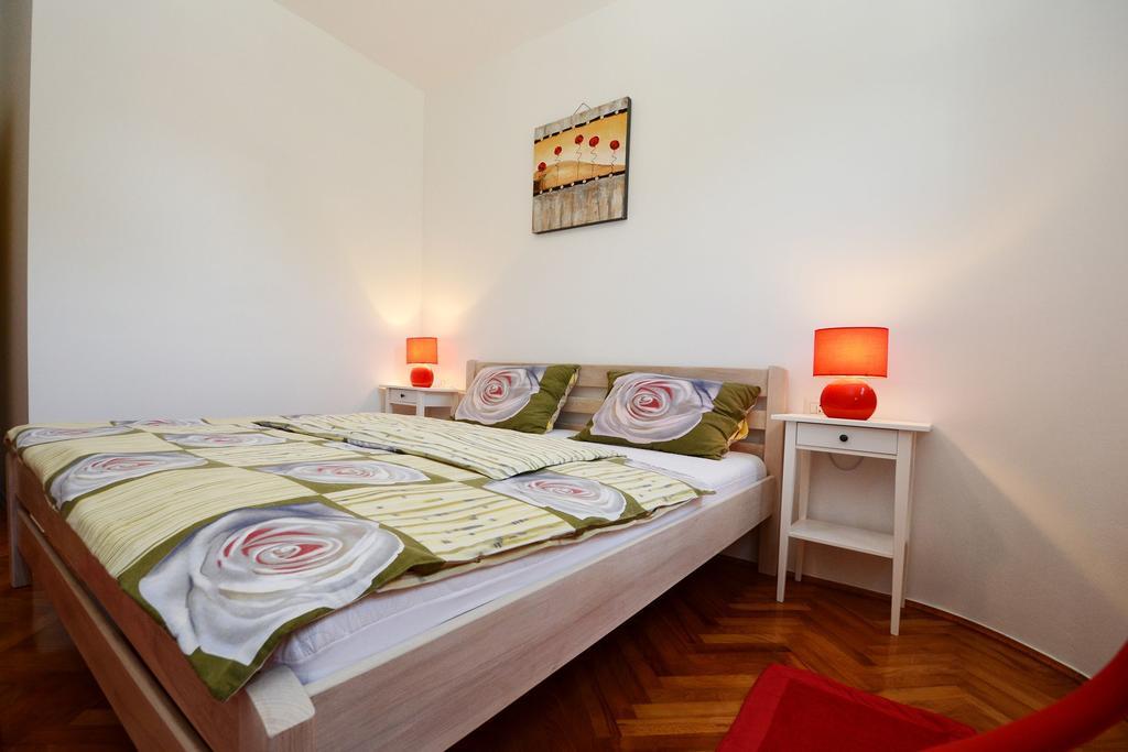 פורץ Apartments Tena חדר תמונה