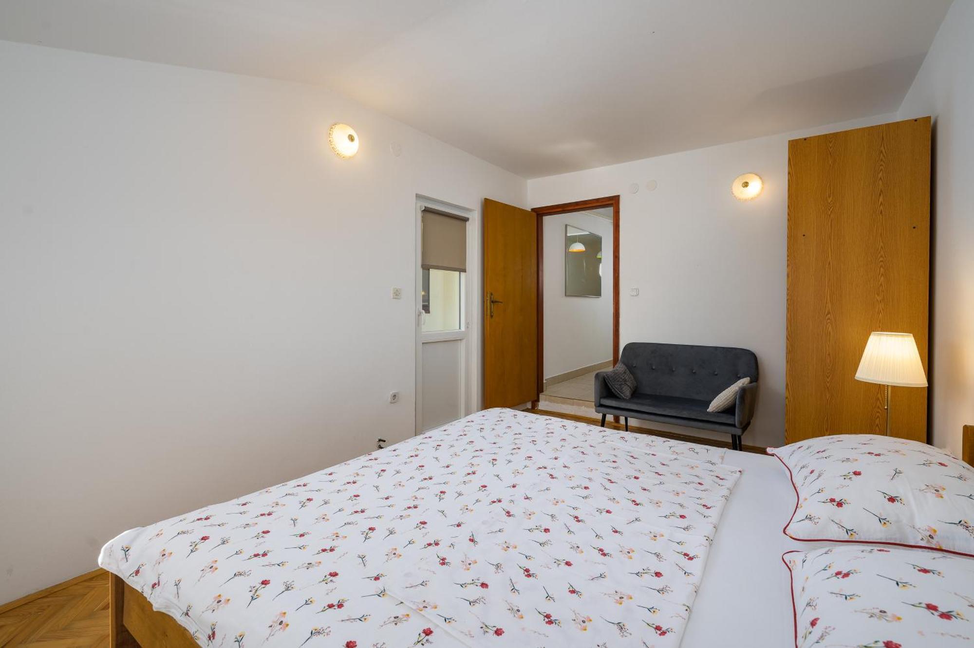 פורץ Apartments Tena מראה חיצוני תמונה
