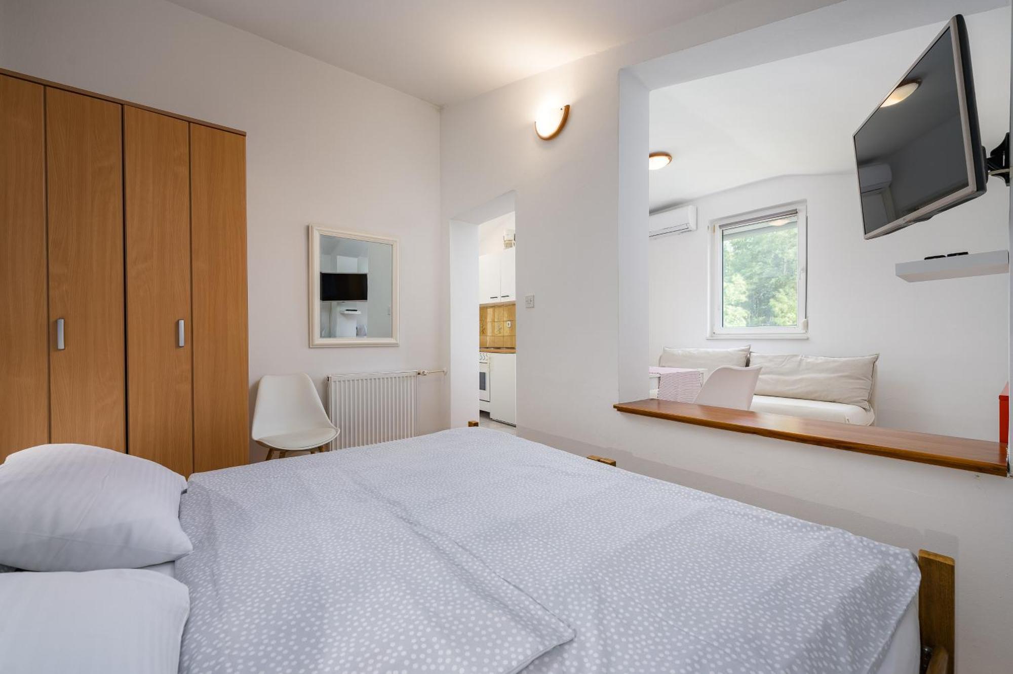 פורץ Apartments Tena מראה חיצוני תמונה