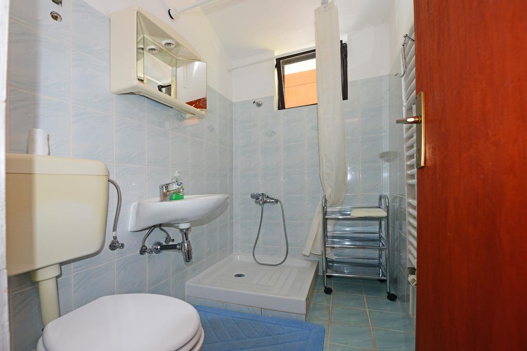 פורץ Apartments Tena מראה חיצוני תמונה